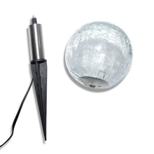 Load image into Gallery viewer, Lampioncini Solari a LED 3 pz con Picchetti e Pannelli Solari