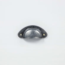 Carica l&#39;immagine nel visualizzatore di Gallery, Comodini Bianchi 2 pz 46x35x49,5 cm Legno Massello di Pino