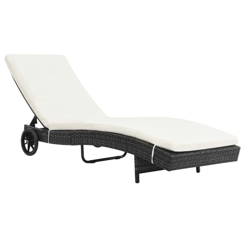 Lettini Prendisole 2 pz con Ruote con Cuscini Bianchi in Polyrattan Nero