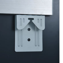 Laden Sie das Bild in den Galerie-Viewer, Specchio da Parete a LED per Bagno 60x80 cm